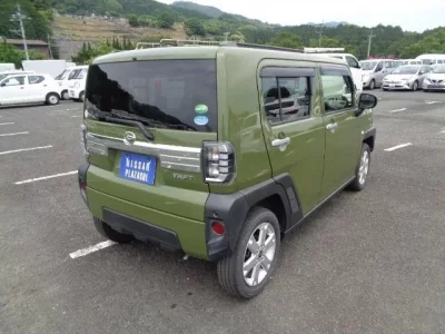 Daihatsu TAFT