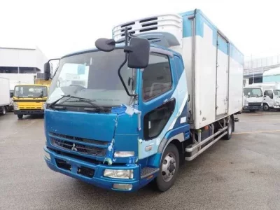 Mitsubishi FUSO FIGHTER