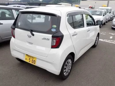 Daihatsu MIRA E S