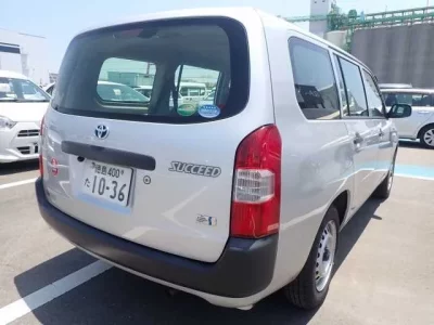 Toyota SUCCEED