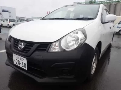 Nissan AD