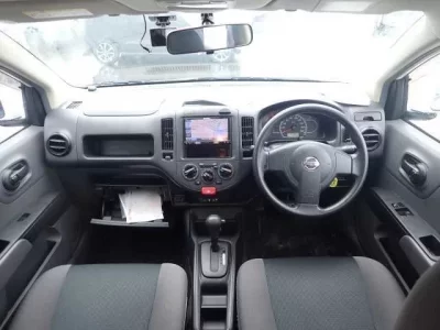 Nissan AD