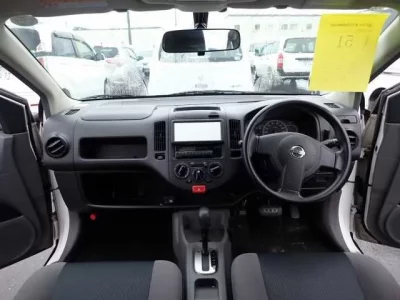 Nissan AD