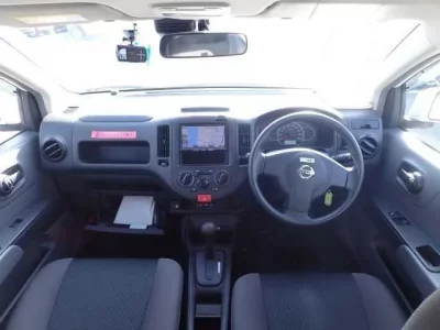 Nissan AD
