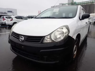 Nissan AD