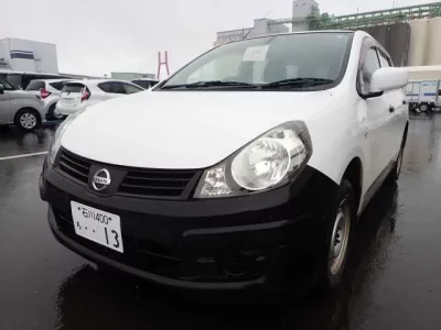 Nissan AD