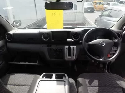 Nissan CARAVAN VAN