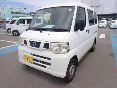 Nissan CLIPPER VAN