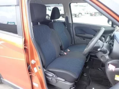 Mitsubishi EK X