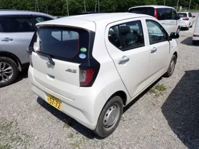 Daihatsu MIRA E S