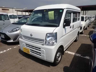 Nissan CLIPPER VAN