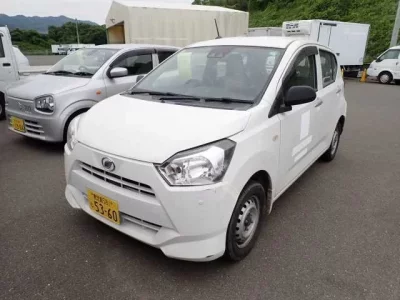 Daihatsu MIRA E S