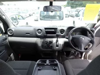 Nissan CARAVAN VAN