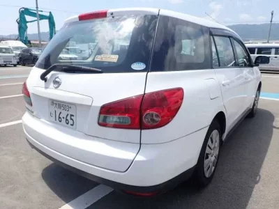 Nissan WINGROAD
