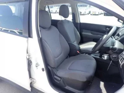 Nissan WINGROAD