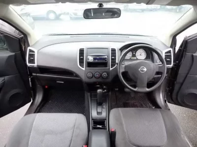 Nissan WINGROAD