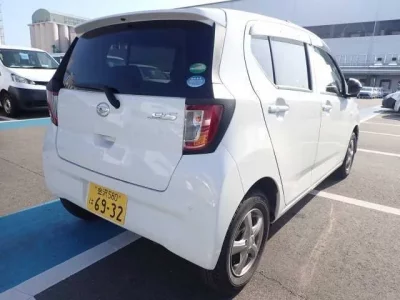 Daihatsu MIRA E S