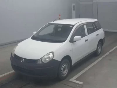 Nissan AD