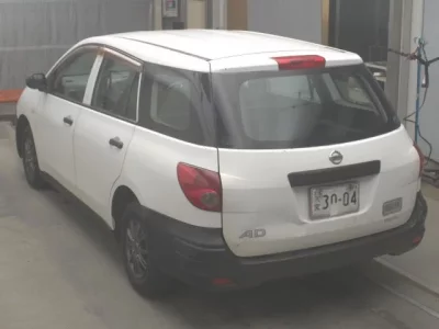 Nissan AD