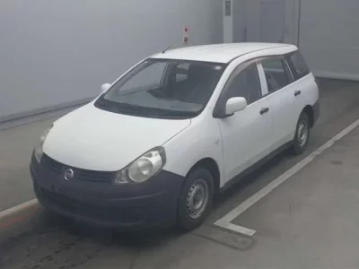 Nissan AD