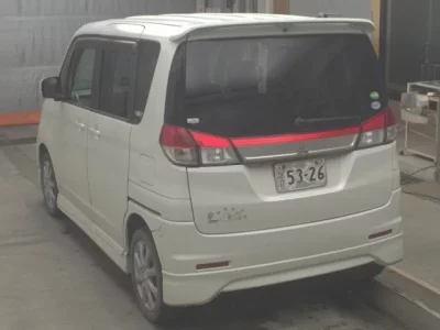 Mitsubishi DELICA D2
