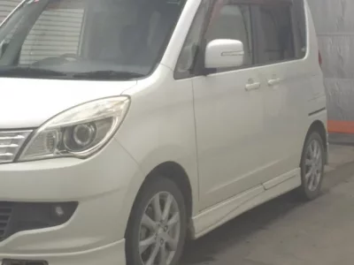 Mitsubishi DELICA D2