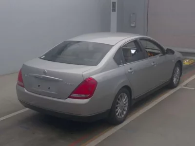 Nissan TEANA