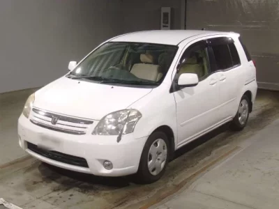 Toyota RAUM