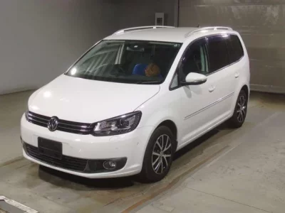 Volkswagen GOLF TOURAN
