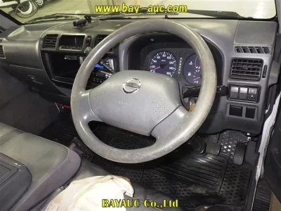 Nissan VANETTE VAN