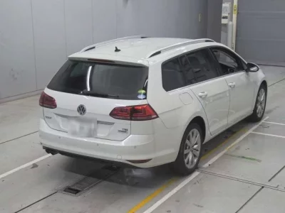 Volkswagen GOLF VARIANT
