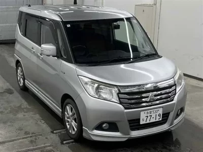Mitsubishi DELICA D2