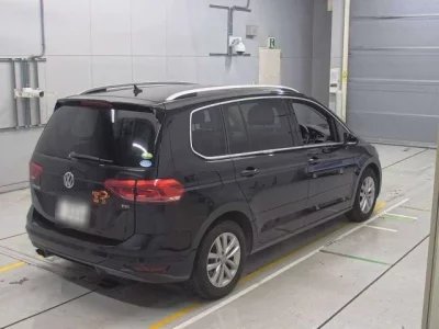 Volkswagen GOLF TOURAN