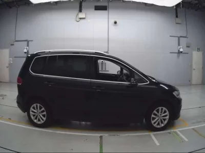 Volkswagen GOLF TOURAN