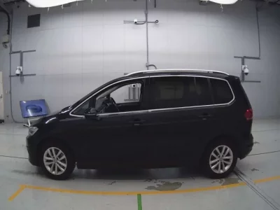 Volkswagen GOLF TOURAN