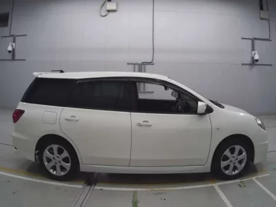 Nissan WINGROAD