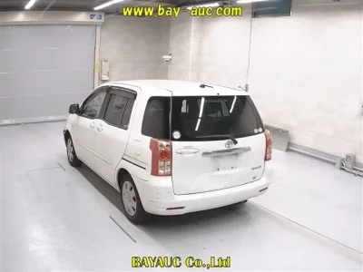 Toyota RAUM