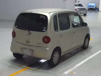 Daihatsu MOVE LATTE