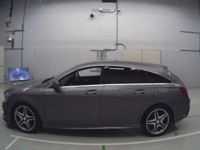 Mercedes-Benz CLA CLASS