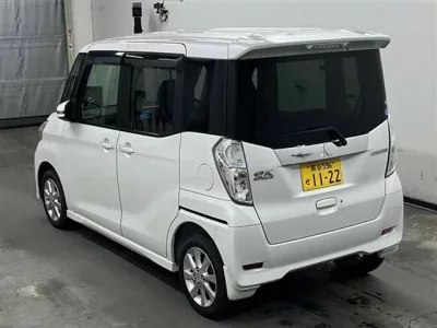 Mitsubishi EK SPACE