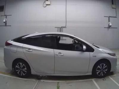 Toyota PRIUS PHV