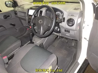 Nissan AD