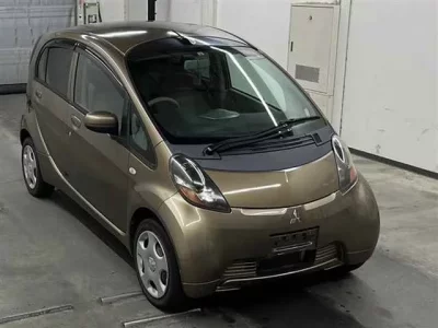 Mitsubishi I