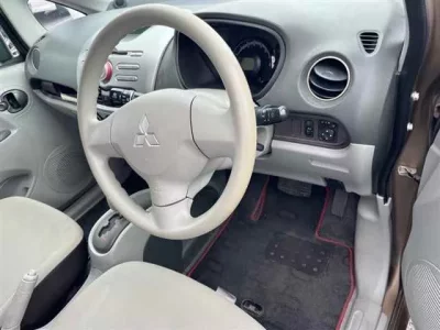 Mitsubishi I
