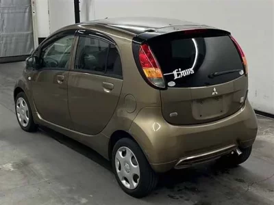 Mitsubishi I