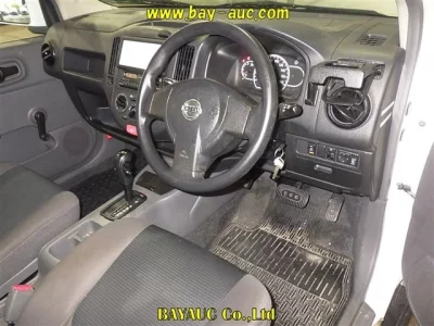 Nissan AD
