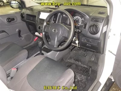 Nissan AD