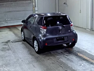 Toyota IQ