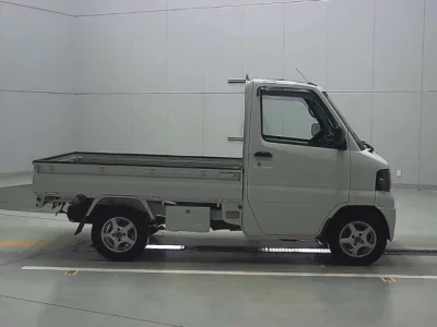 Mitsubishi MINICAB TRUCK