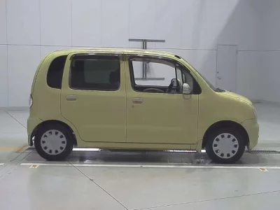 Daihatsu MOVE LATTE